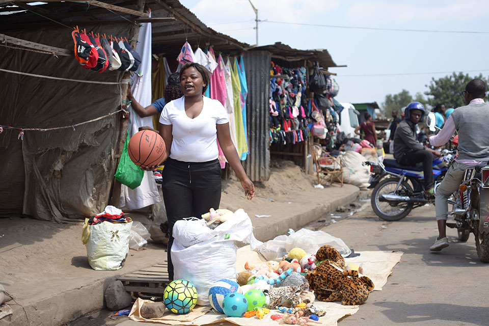 Clothes and Shoes in Malawi: Supporting the local economy
